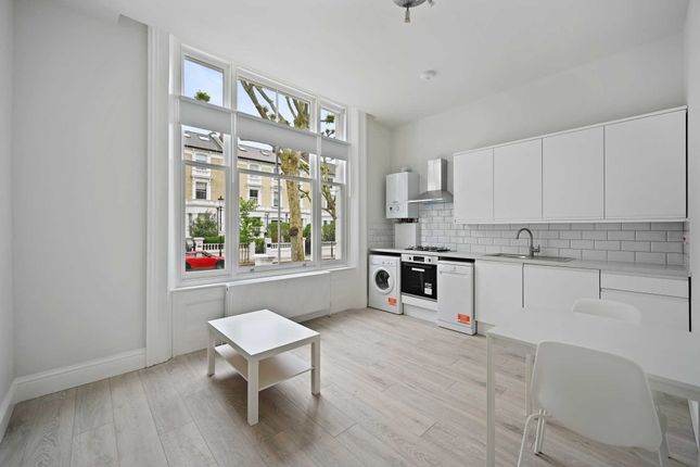 Thumbnail Flat to rent in Bassett Road, Ladbroke Grove, London