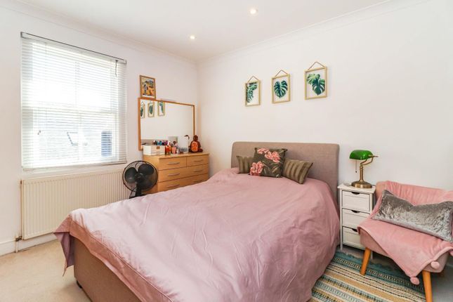 Flat 37, Leavesden Court, Mallard Road, Abbots Langley photo 4