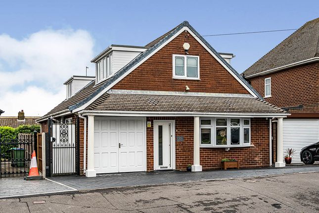 Thumbnail Bungalow for sale in Darbys Hill Road, Tividale, Oldbury, West Midlands