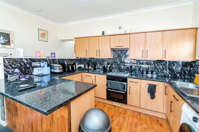 Freehold 64a,, Park Road, Southampton photo 4