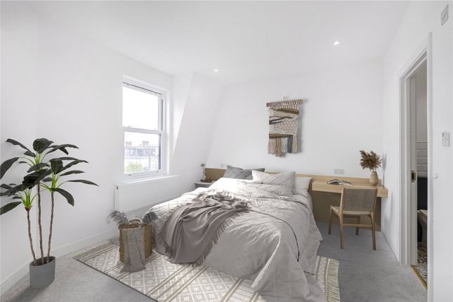 Terraced house for sale in Streatham High Road, London