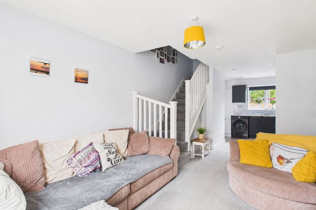 4 Grassfields Close, Scunthorpe photo 4
