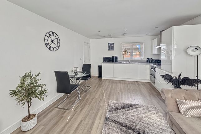 18, Pippin Way, Colchester photo 4