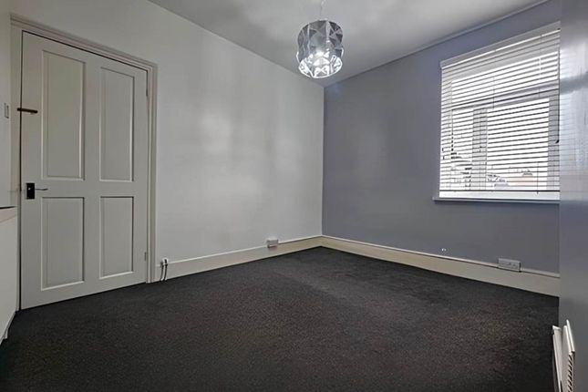 Flat for sale in Sheringham Ave, Manor Park