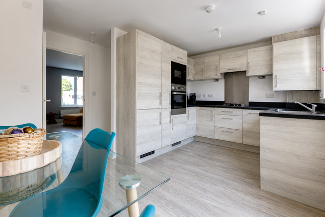 23, St. Katherines Crescent, Sellindge photo 2