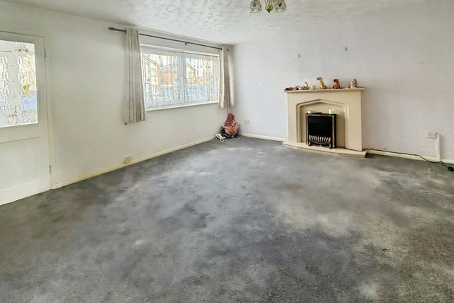 12, Sheraton Drive, Kidderminster photo 4