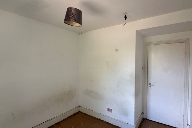 19A, Laurel Grove, London photo 3