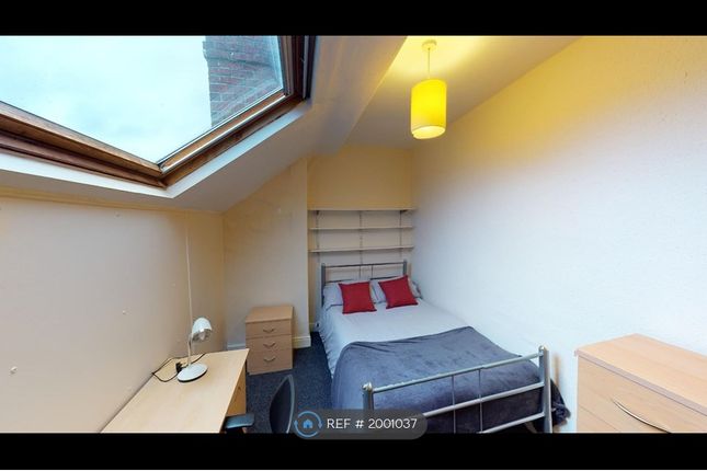 Room to rent in Walton Road, Sheffield