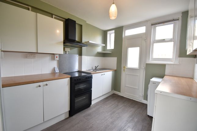 12, Hurst Avenue, Exeter photo 4