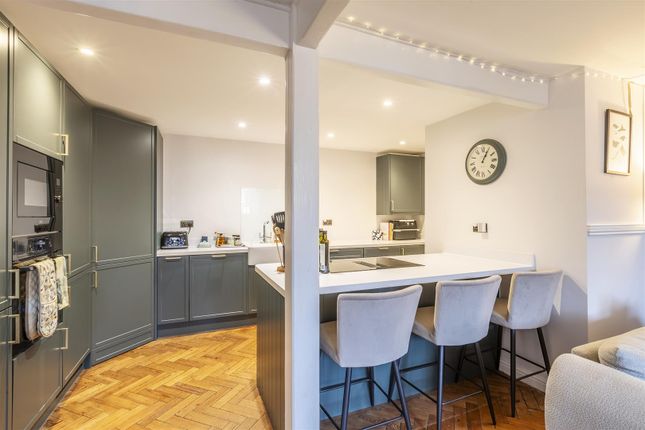 12 Harold Ct, Canute Road, Faversham photo 4