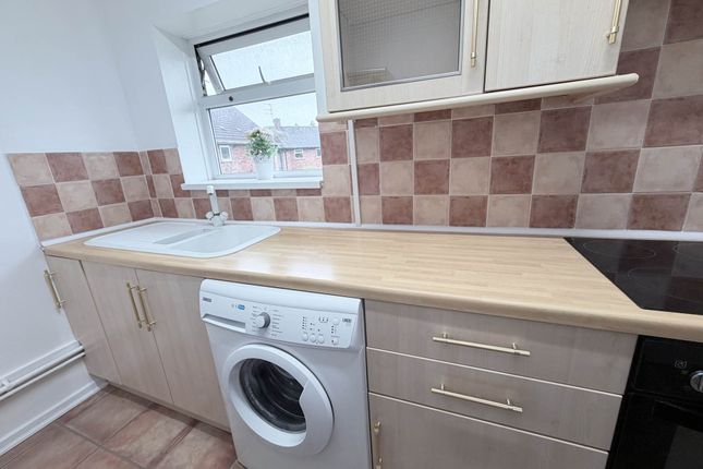 Windmill Crescent, Wolverhampton photo 5