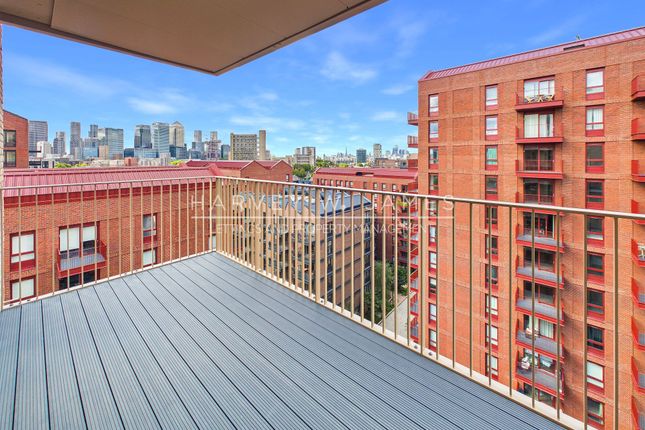 1005 Sisal House, 1 Lily Way, London photo 2