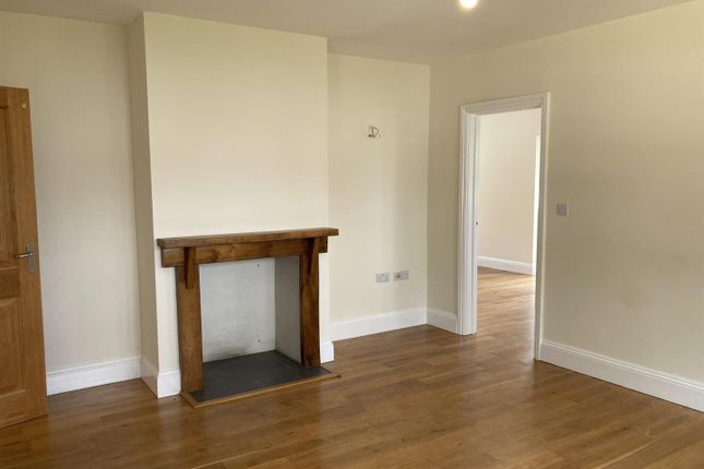 Living Room  2.Jpg