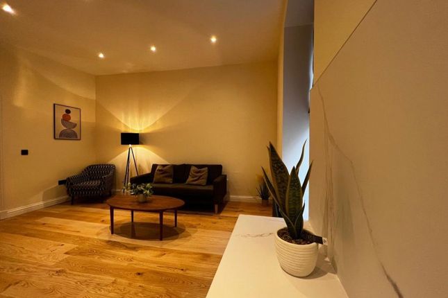 Flat Garland Place, Dundee, Dundee photo 4