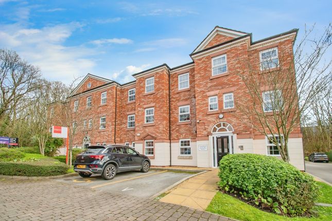 Flat for sale in Manthorpe Avenue, Worsley, Manchester, Greater Manchester