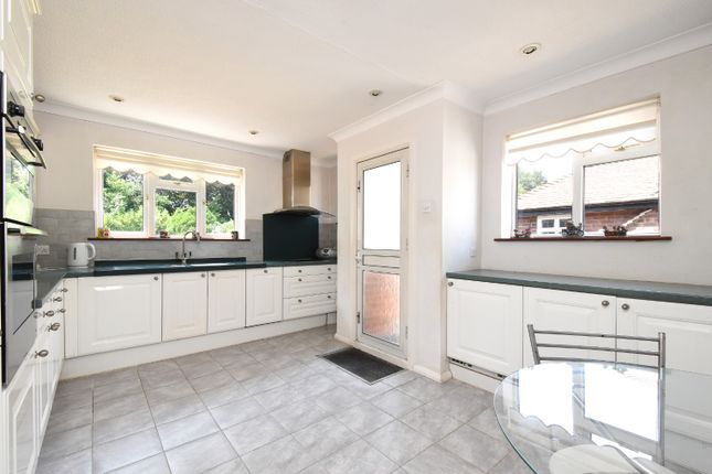 114 Park Avenue, Orpington, Kent photo 3
