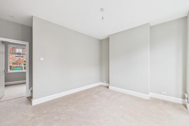10, Greencroft Road, Wirral photo 2
