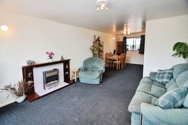 65, Florist Street, Keighley photo 3