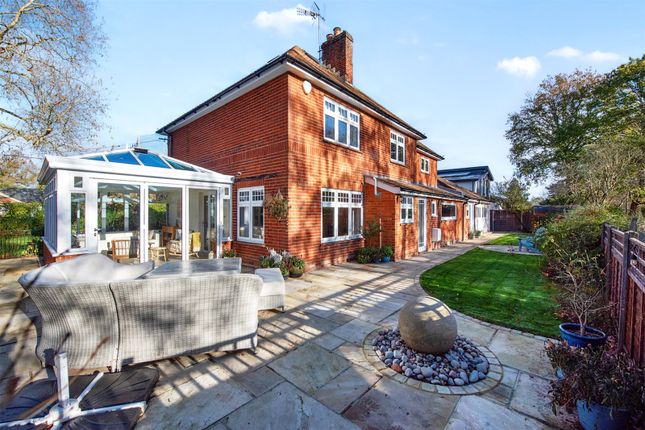 Orchard House,, Newnham Road, Hampshire photo 4