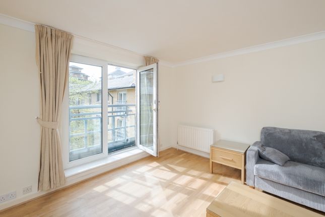 9, Hammond Lodge, Admiral Walk, London photo 2