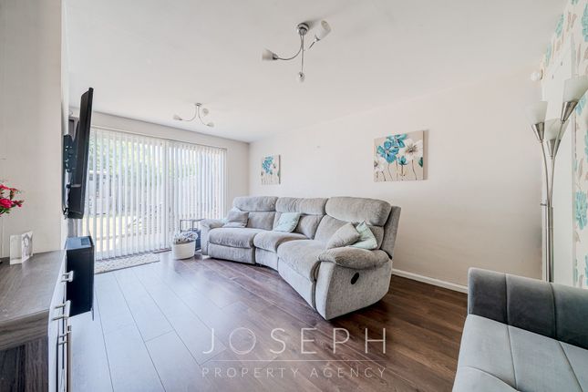 29 Sheldrake Drive, Ipswich photo 4