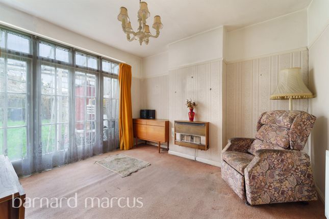 Terraced house for sale in Farmhouse Road, London