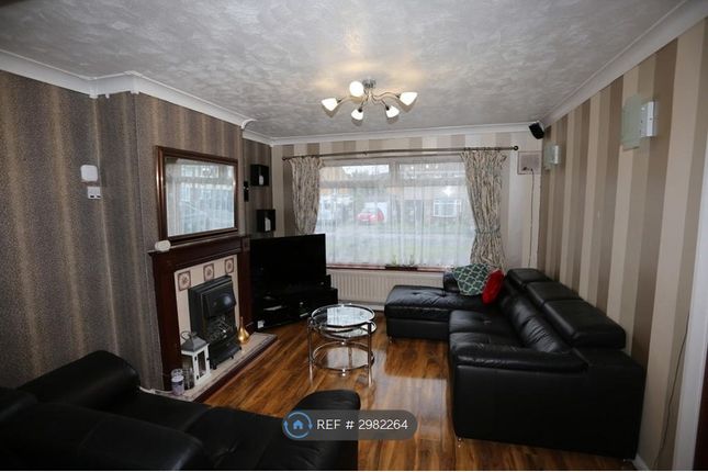 Caldbeck Drive, Woodley, Reading photo 4