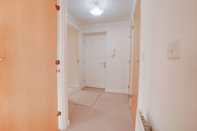 70d Larchmont Road, Leicester photo 3