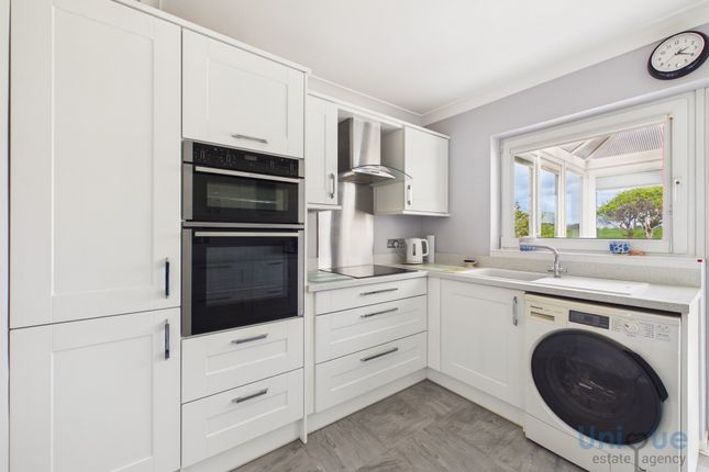 24, Woodlands Drive, Warton photo 2