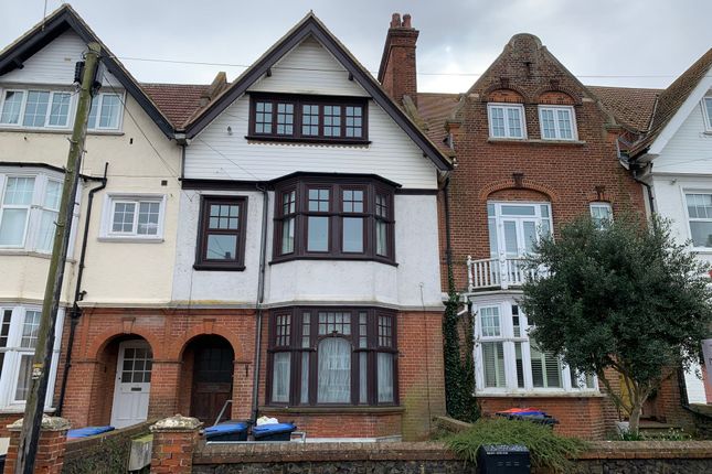 Thumbnail Flat to rent in 27 Westgate Bay Avenue, Westgate-On-Sea