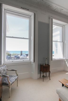 Flat for sale in Chichester Terrace, Brighton