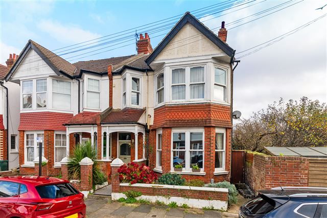 Thumbnail Flat for sale in Raphael Road, Hove