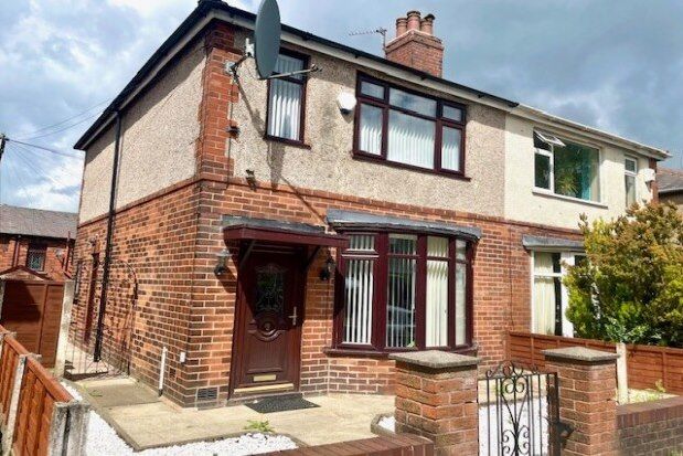 Thumbnail Property to rent in Smedley Avenue, Bolton