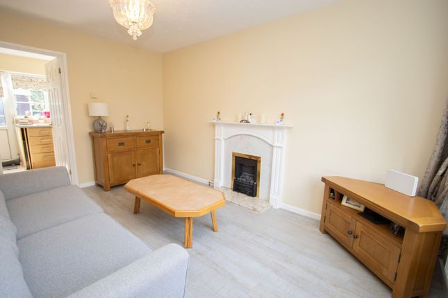 33 Peartree Way, Wisbech photo 4