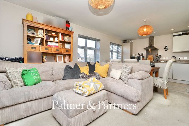 Flat 22 Ravens Place, 218, Hawthorn Drive, Suffolk photo 4