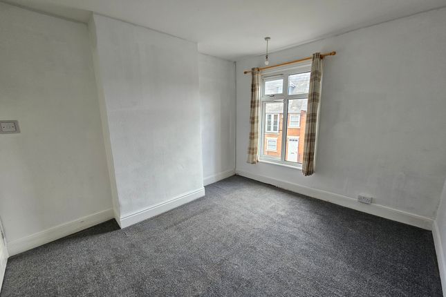 26, Kettering photo 5