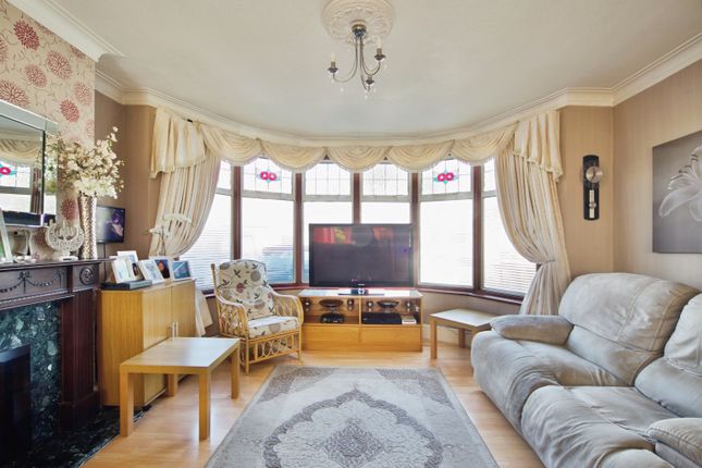 66, Nelson Road, London photo 4