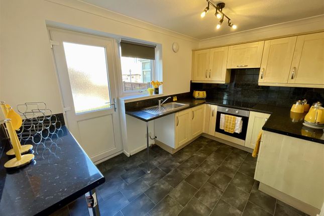 6, Gainsborough Court, Darlington photo 4