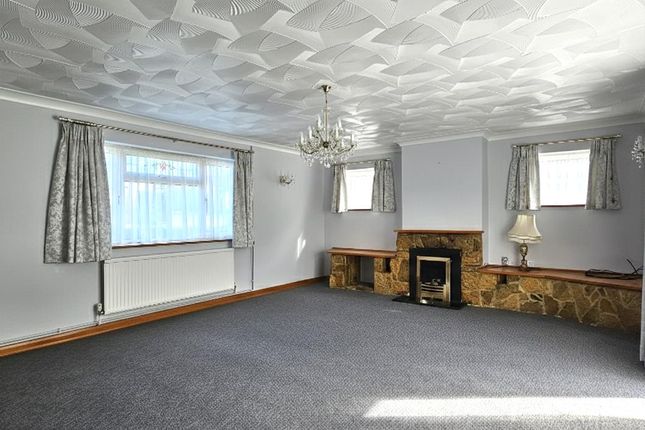 18, Pembroke Avenue, Margate photo 4