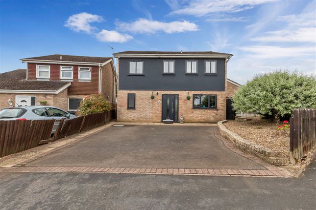 Thumbnail Detached house for sale in Fairfield Close, Melton Mowbray