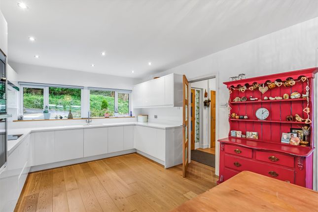 11, Wheatley Grove, Ilkley photo 4