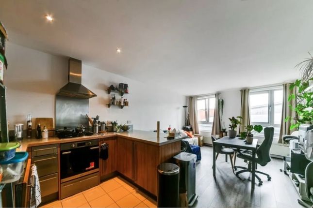 Thumbnail Flat to rent in Carronade Court, Eden Grove, London