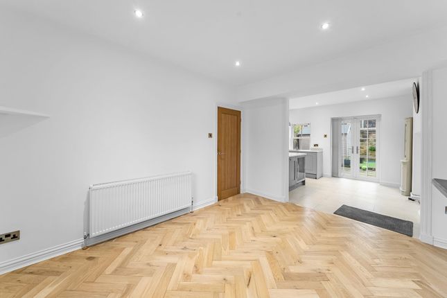 5 Oxford Terrace, Harrogate photo 3