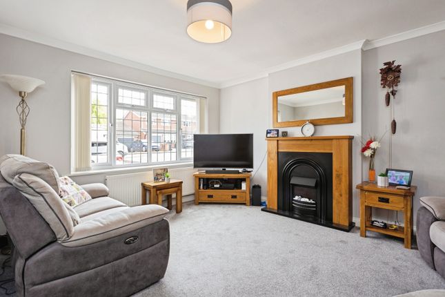 28, Huntingdon Drive, Castle Donington photo 3