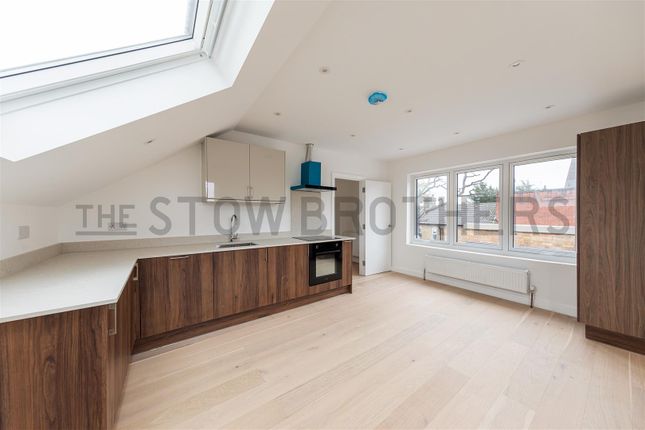 Flat 3, 2, Valentines Road, Ilford photo 2