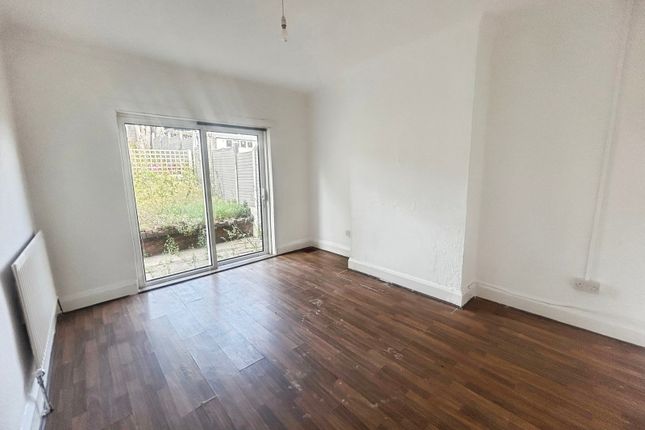 549, Cannock Road, West Midlands photo 4