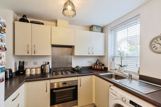 76, Hawthorn Drive, Lancashire photo 4