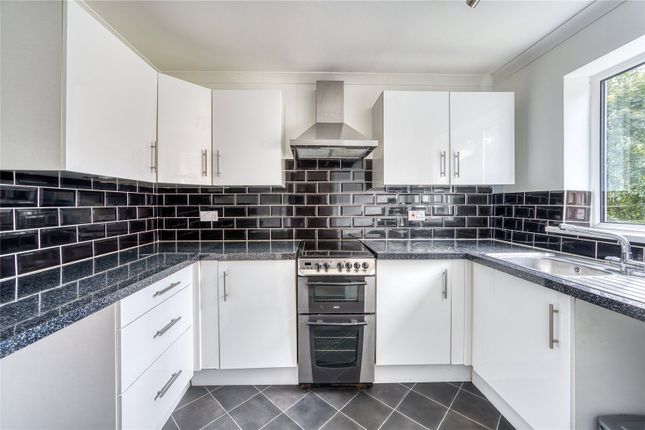 44, Beaconside Close, Staffordshire photo 3