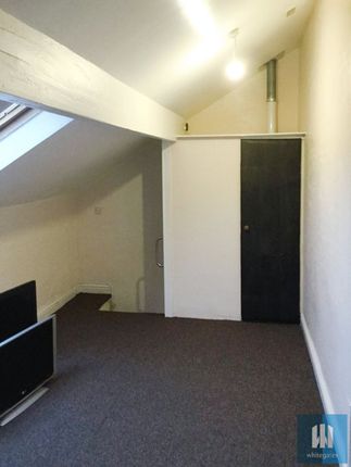 26, Crosland Street, Huddersfield photo 2