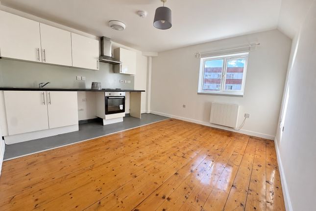 Staybridge House, Chatham photo 2